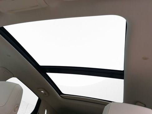 Used 2025 Cadillac XT5 Premium Luxury w/ Technology Package AWD/4WD image 34