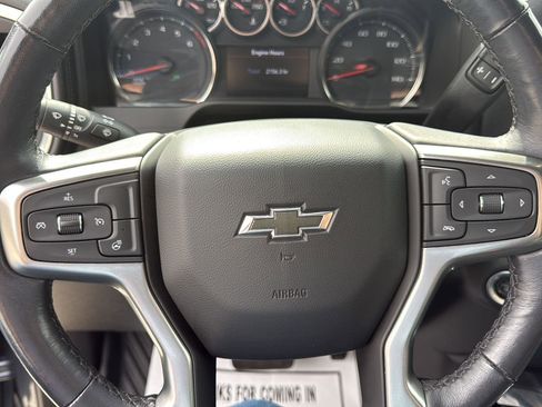 Used 2021 Chevrolet Silverado 1500 LT Trail Boss w/ Bed Protection Package AWD/4WD image 20