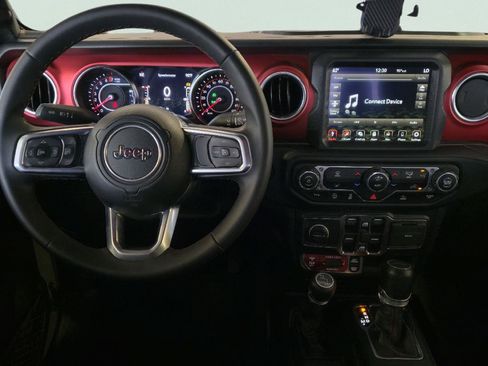Used 2021 Jeep Gladiator Rubicon AWD/4WD image 16