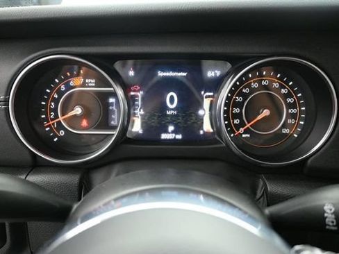Used 2023 Jeep Wrangler Unlimited Sahara w/ LED Lighting Group AWD/4WD image 7