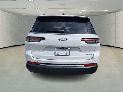 New 2026 Jeep Grand Cherokee L Limited RWD image 5