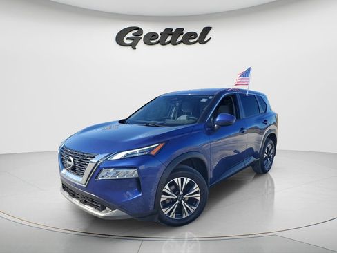 Used 2022 Nissan Rogue SV image 1