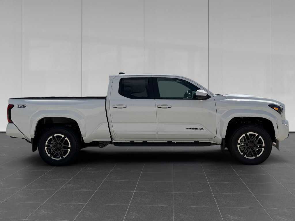 Used 2026 Toyota Tacoma TRD Sport AWD/4WD image 7