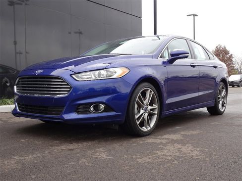 Used 2015 Ford Fusion Titanium image 28