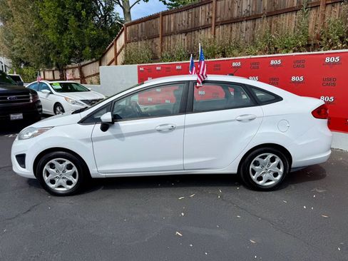 Used 2012 Ford Fiesta S FWD image 9