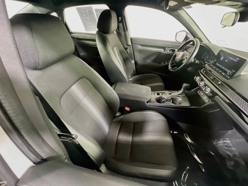Used 2023 Honda Civic Sport image 25