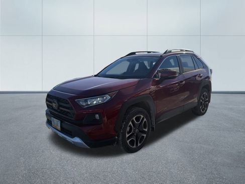 Used 2019 Toyota RAV4 Adventure image 3