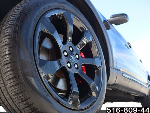 Used 2022 Ford Explorer ST w/ ST Street Pack image 11