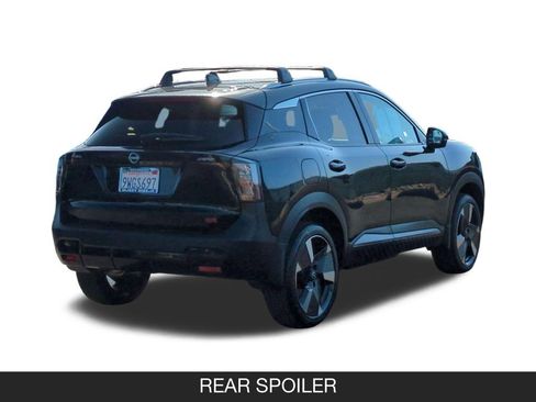 Used 2025 Nissan Kicks SR FWD image 9