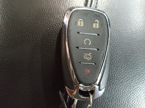 Used 2023 Chevrolet Malibu LT FWD image 32