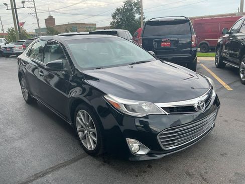 Used 2015 Toyota Avalon XLE Touring FWD image 3