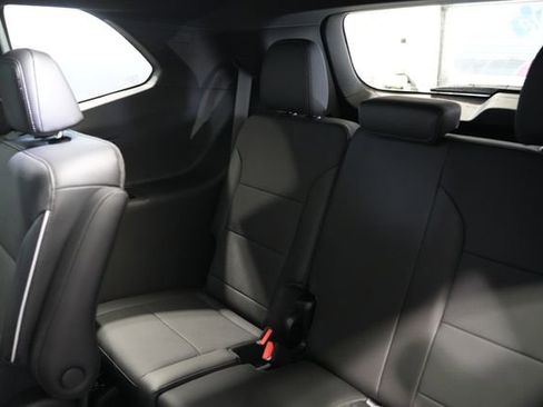 New 2026 Buick Enclave Preferred AWD/4WD image 16