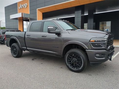 New 2025 RAM 3500 Limited image 2