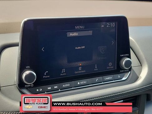 Used 2023 Nissan Rogue SV AWD/4WD image 28
