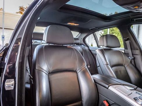 Used 2015 BMW 535i xDrive Sedan image 38