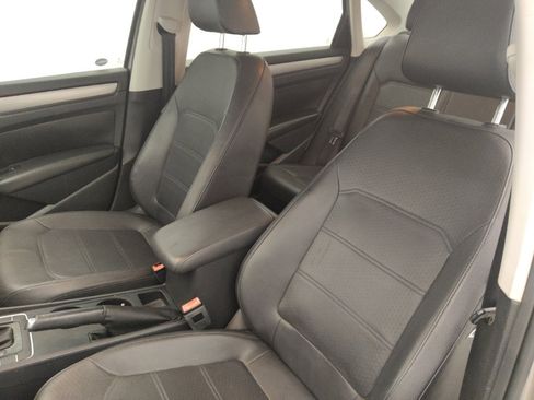 Used 2014 Volkswagen Passat 1.8T S FWD image 17