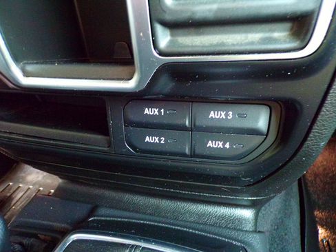 Used 2021 Jeep Wrangler Sport AWD/4WD image 20