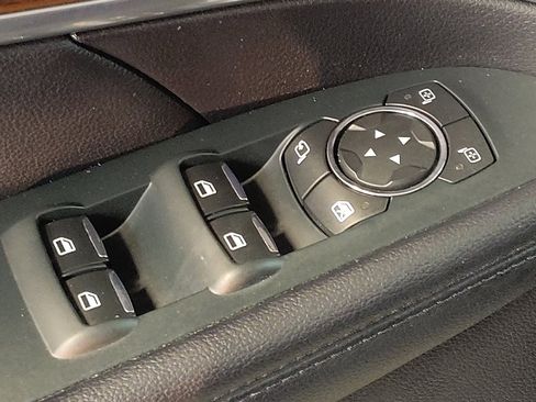 Used 2019 Ford Explorer Limited w/ Class III Trailer Tow Package image 27