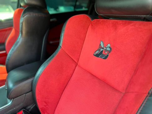 Used 2019 Dodge Charger Scat Pack w/ Dynamics Package RWD image 18