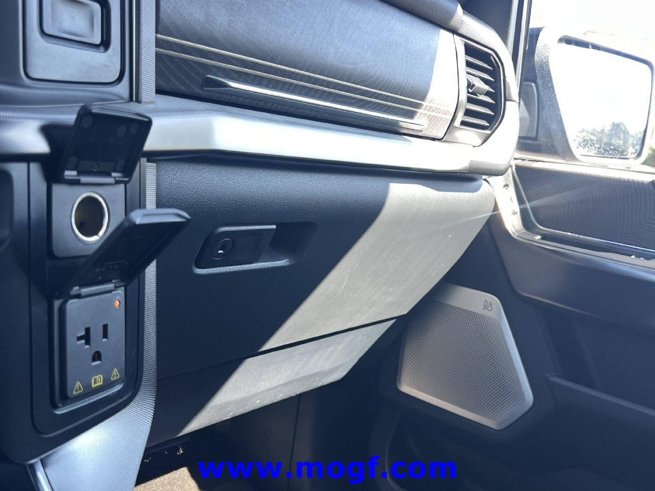 Used 2023 Ford F150 Platinum w/ Equipment Group 701A High AWD/4WD image 12
