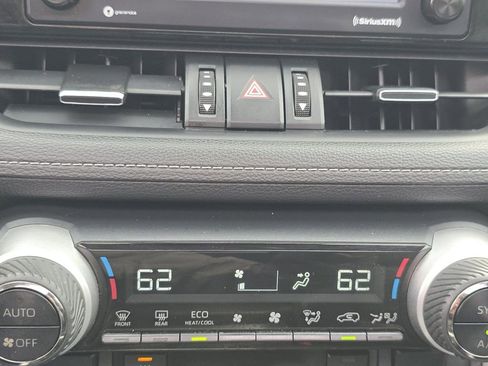 Used 2020 Toyota RAV4 XLE Premium image 34