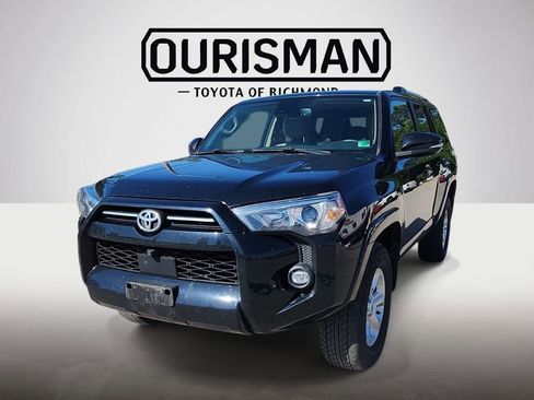 Certified 2022 Toyota 4Runner SR5 Premium w/ Moonroof Package AWD/4WD image 3