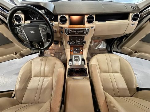 Used 2016 Land Rover LR4 HSE AWD/4WD image 29