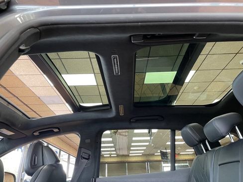 Used 2023 Mercedes-Benz EQS 580 4MATIC SUV image 18