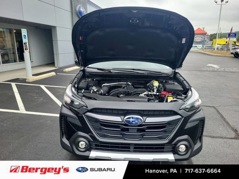 New 2025 Subaru Outback Limited image 15