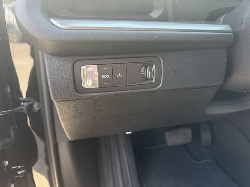 New 2026 Chevrolet Traverse LT image 26