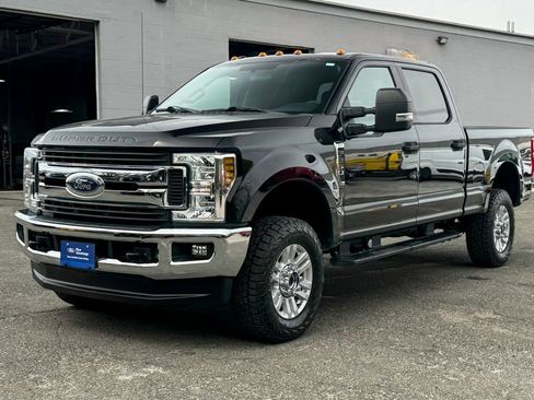 Certified 2019 Ford F250 XLT w/ XLT Value Package AWD/4WD image 7