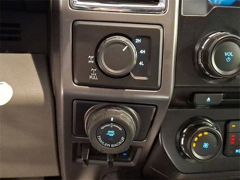 Used 2016 Ford F150 XLT w/ Equipment Group 302A Luxury image 24