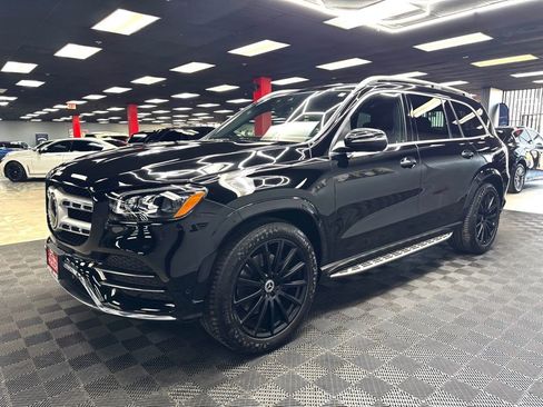 Used 2023 Mercedes-Benz GLS 450 4MATIC image 8