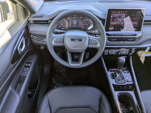New 2026 Jeep Compass Latitude w/ Sun and Sound Group AWD/4WD image 14