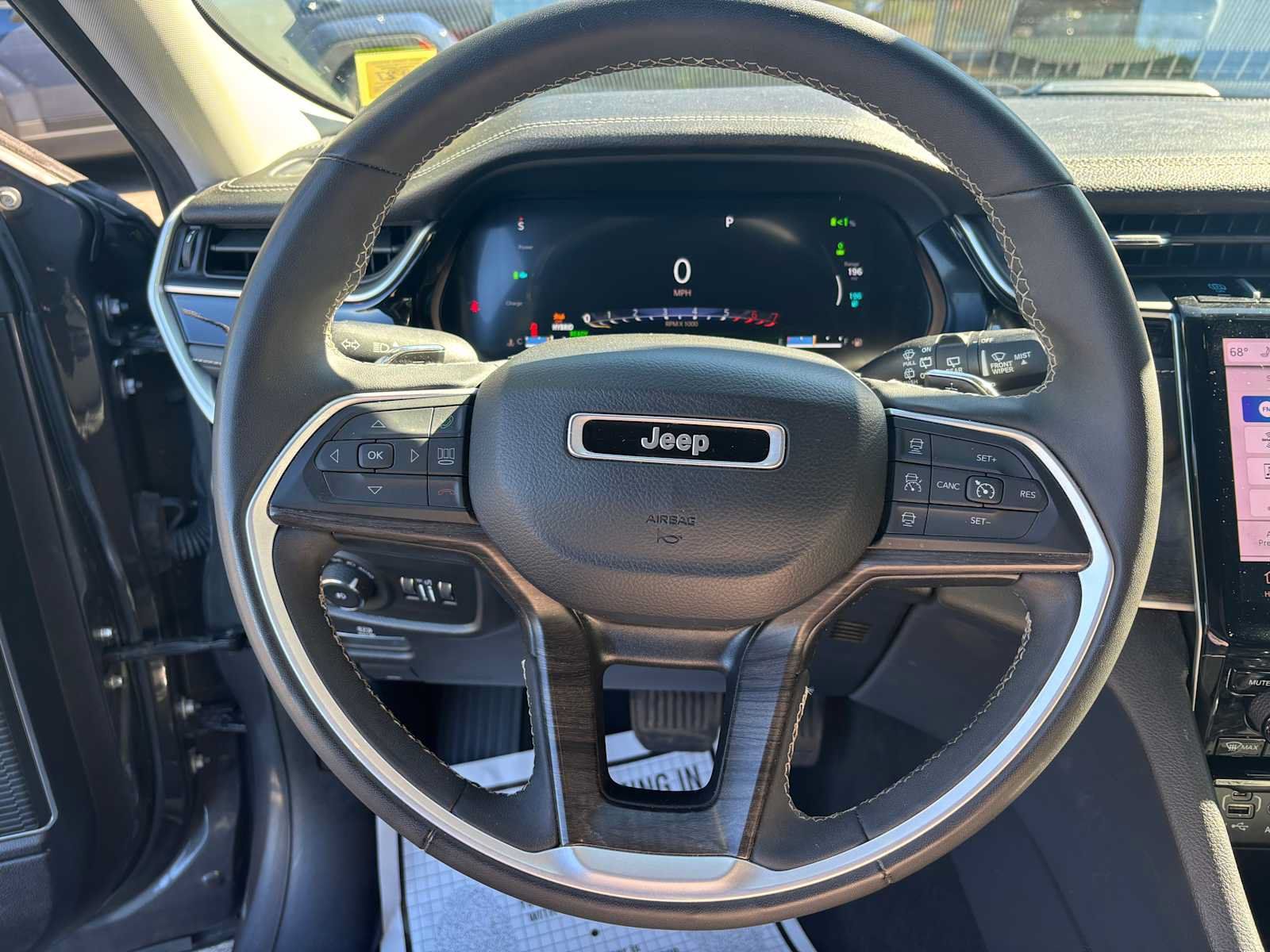 Used 2024 Jeep Grand Cherokee Limited 4xe AWD/4WD image 23