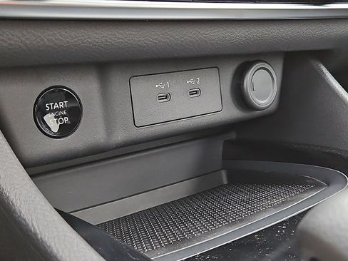 New 2026 Nissan Rogue SV image 18