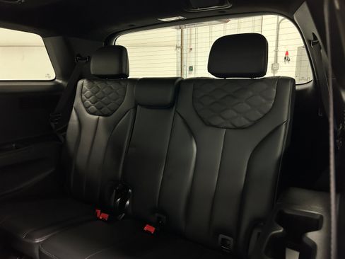 Used 2020 Hyundai Palisade Limited w/ Winter Weather Package AWD/4WD image 31