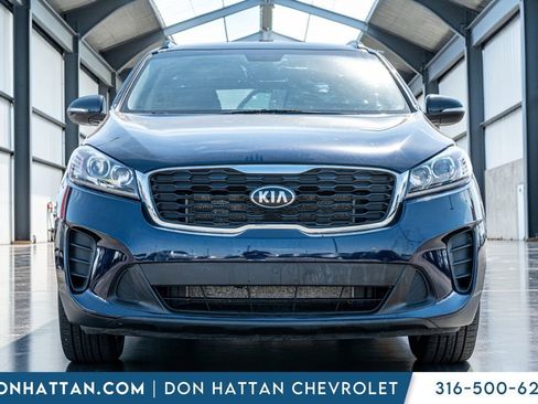 Used 2019 Kia Sorento S image 32