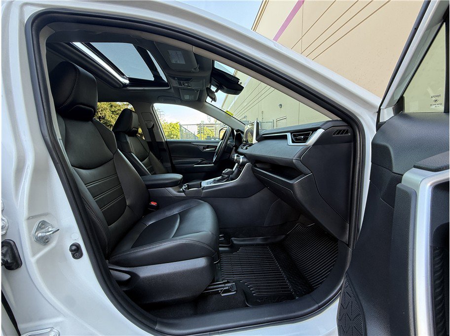 Used 2023 Toyota RAV4 XLE Premium AWD/4WD image 11