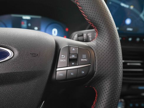 Used 2023 Ford Escape ST-Line Elite w/ Premium Technology Package AWD/4WD image 28