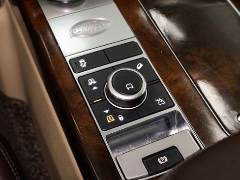 Used 2020 Land Rover Range Rover HSE image 27