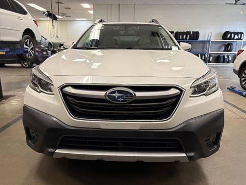 Used 2020 Subaru Outback Limited XT image 4