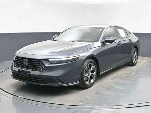 Used 2023 Honda Accord EX image 5