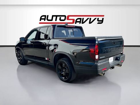 Used 2024 Honda Ridgeline Black Edition image 5