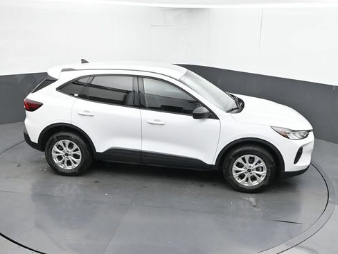 Used 2025 Ford Escape Active AWD/4WD image 36