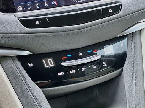 Used 2023 Cadillac XT5 Premium Luxury w/ Technology Package FWD image 16