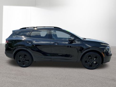 Certified 2025 Kia Sportage X-Line w/ Premium Package AWD/4WD image 2