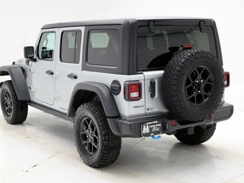 Used 2024 Jeep Wrangler Unlimited AWD/4WD image 7