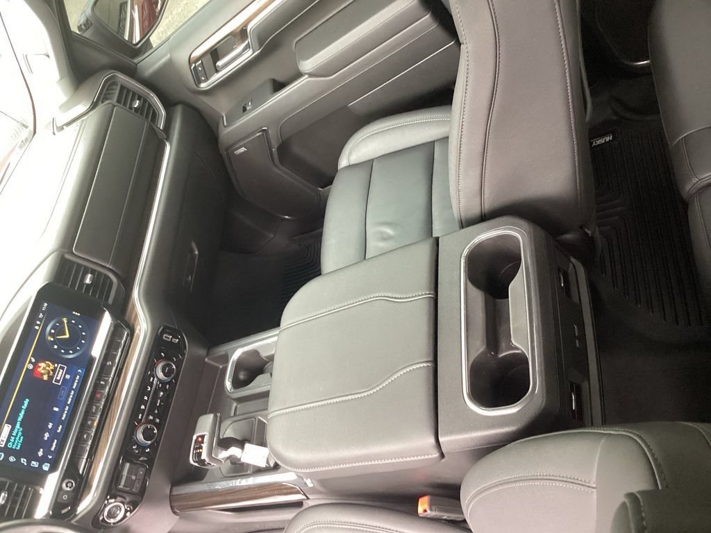 Used 2024 Chevrolet Silverado 1500 RST w/ Convenience Package II AWD/4WD image 17