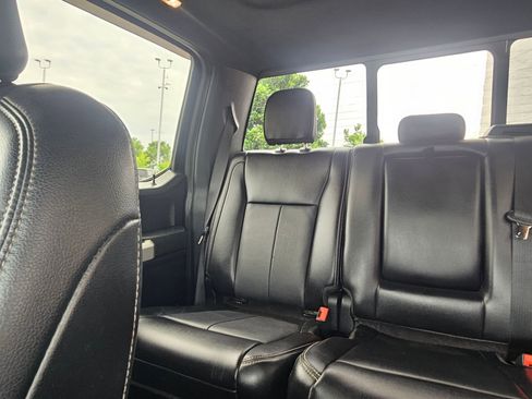 Used 2020 Ford F150 Lariat w/ Equipment Group 502A Luxury AWD/4WD image 25